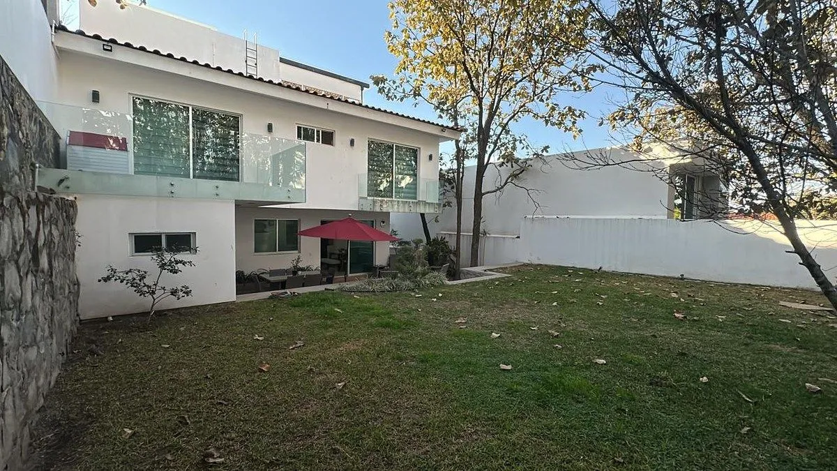 Foto 7 de Casa en venta en bugambilias dentro de coto