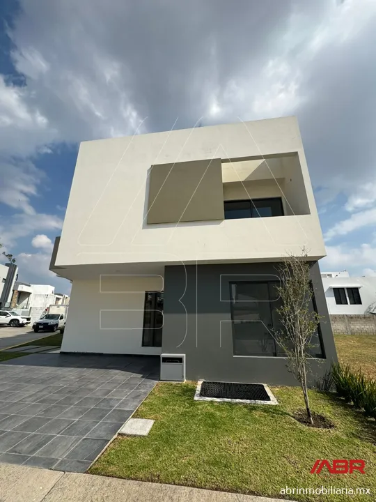 Foto 3 de Casa Nueva Venta -  Precio Preventa en Esquina Coto Frente a Metropolitano
