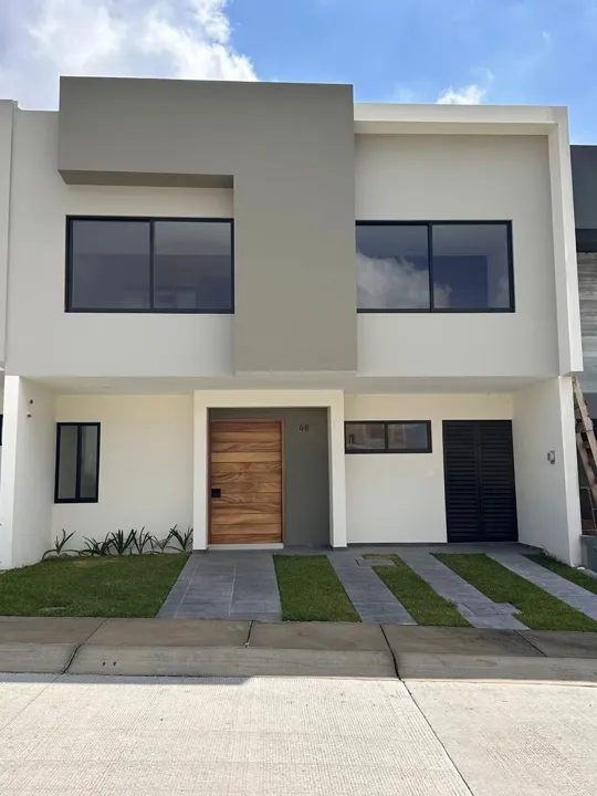 Casa en Venta en Valle Imperial - Coto Egipcio 48