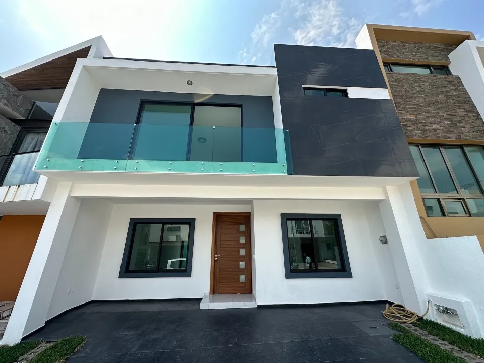 Foto 2 de Casa en venta en Boulevard Valle Imperial, Valle Imperial , ZAPOPAN