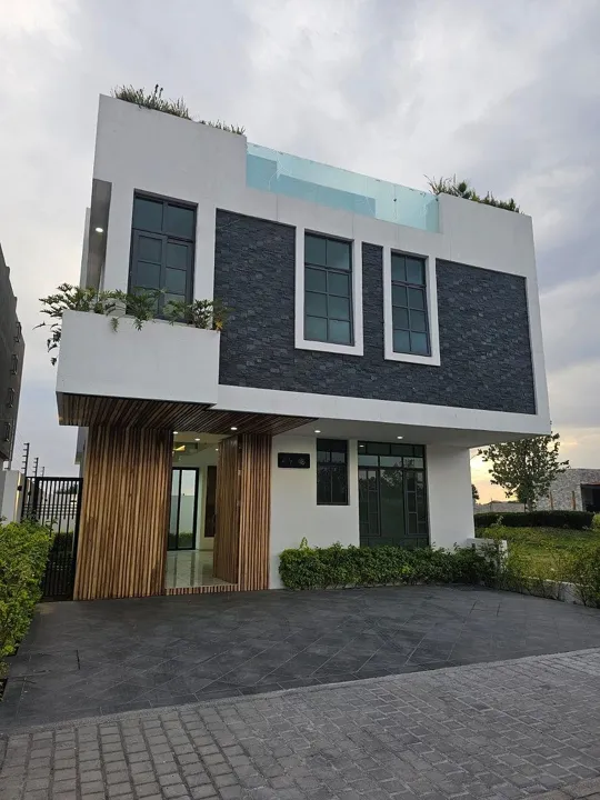 Foto 2 de Casa en Venta en Punto Sur - Boulevard Punto Sur Elite 49