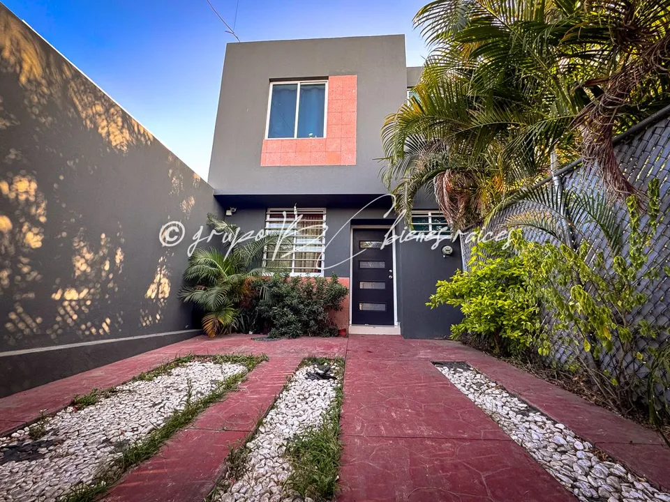Casa en Venta en Condominio los Naranjos, Col. Jocotan