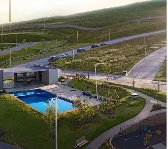 Terrenos residenciales al sur de la ciudad con esencia propia