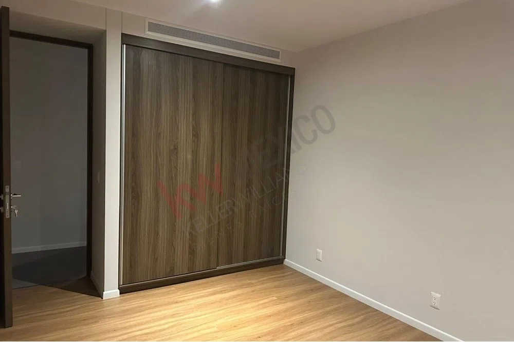 Foto 7 de Propiedad en VENTA - Paseo San Arturo Norte 2016, Valle Real, 45019 Zapopan, Jal, México