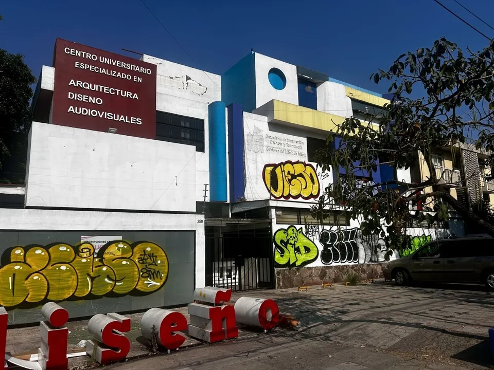 Foto 4 de Casa para uso comercial,venta/renta, Avenida Américas, Ladrón de Guevara
