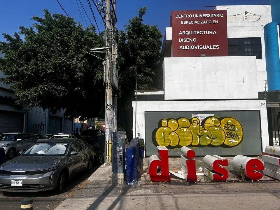 Foto 5 de Casa para uso comercial,venta/renta, Avenida Américas, Ladrón de Guevara