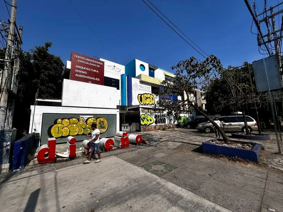 Foto 9 de Casa para uso comercial,venta/renta, Avenida Américas, Ladrón de Guevara
