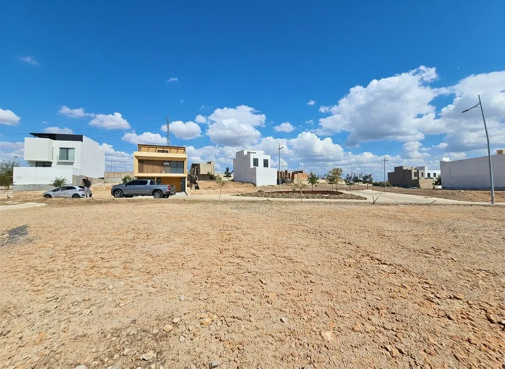 Foto 3 de Terreno En Venta En Capital Norte, Zapopan | Coto Grand, 135 m² Con Vista Panorá