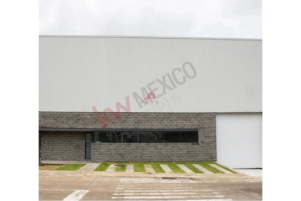 Foto 3 de Propiedad en VENTA - Calle Vallarta 6, Santa Cruz de la Loma, 45644 Tlajomulco de Zúñiga, Jal, Méxic