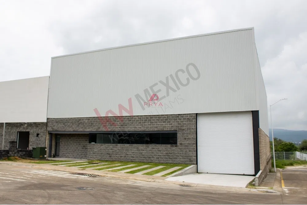 Foto 6 de Propiedad en VENTA - Calle Vallarta 6, Santa Cruz de la Loma, 45644 Tlajomulco de Zúñiga, Jal, Méxic
