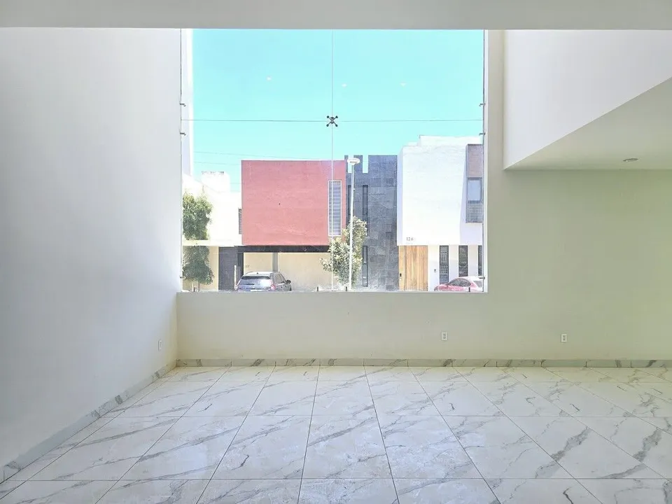 Foto 6 de Valle Imperial casa en venta en 3 niveles