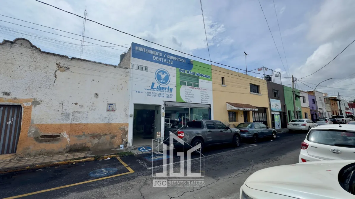 Foto 2 de LOCAL COMERCIAL EN VENTA EN CENTRO MÉDICO, GUADALAJARA | COL. LA PERLA