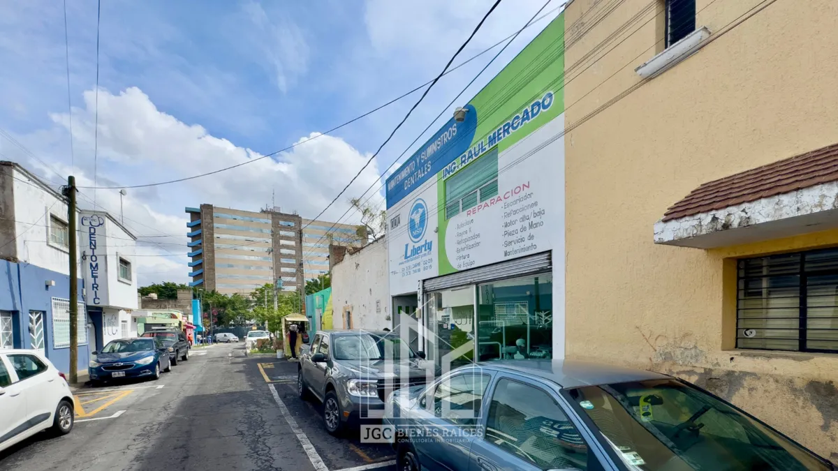 Foto 3 de LOCAL COMERCIAL EN VENTA EN CENTRO MÉDICO, GUADALAJARA | COL. LA PERLA