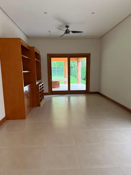 Foto 6 de Casa  en Renta en Valle Real | 1,400m² Terreno y Gran Jardín