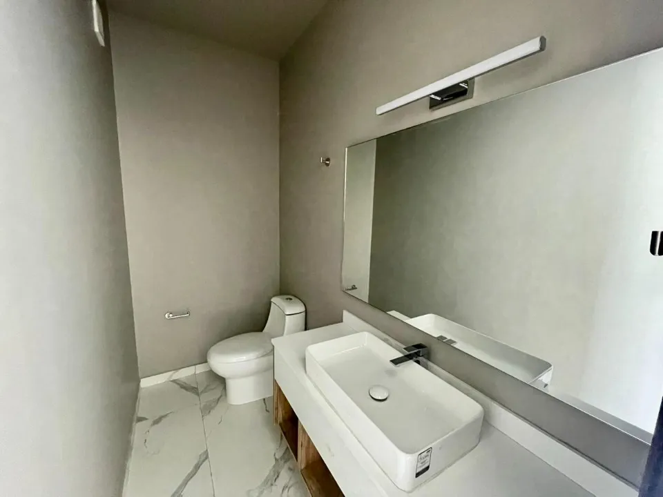 Foto 4 de Casa en venta en Paseo Altanza, Larissa Solares, Zapopan