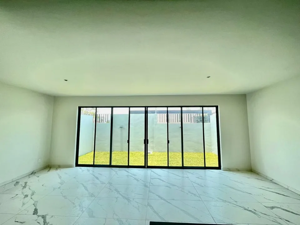 Foto 9 de Casa en venta en Paseo Altanza, Larissa Solares, Zapopan