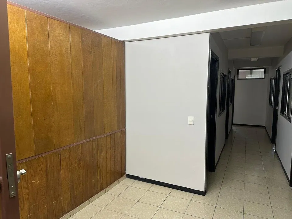 Foto 9 de OFICINAS EN RENTA COL. AMERICANA JUNTO RECTORIA U de G