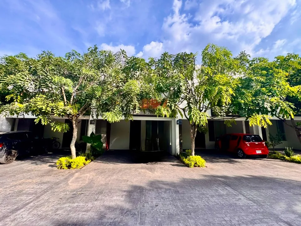 Casa en venta en Calzada Norte, Granja, Zapopan