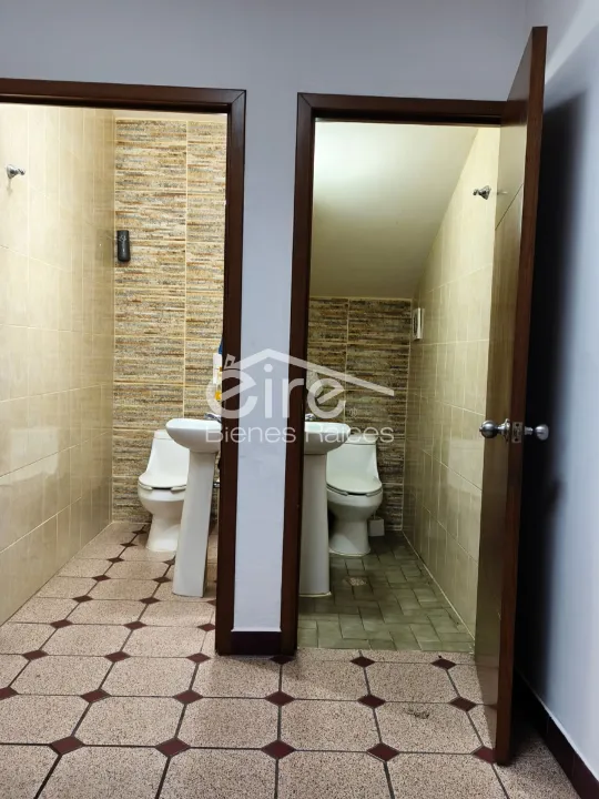 Foto 7 de Casa en venta al poniente-noroeste de Guadalajara | 3 recámaras y 9 estacionamie