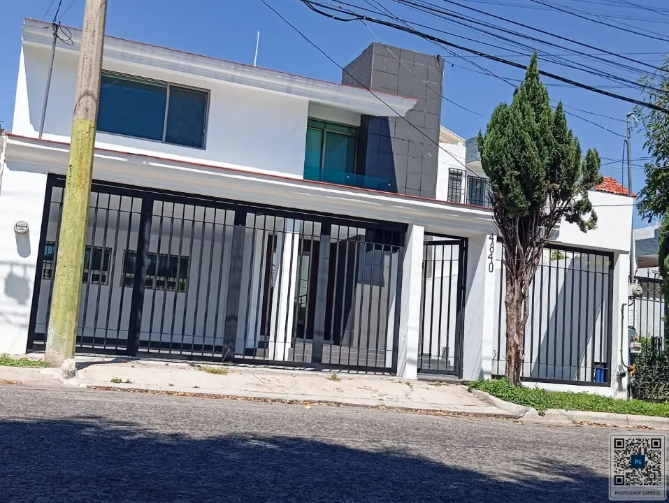 Casa en venta en Santo Tomas, Jardín de Guadalupe, Zapopan