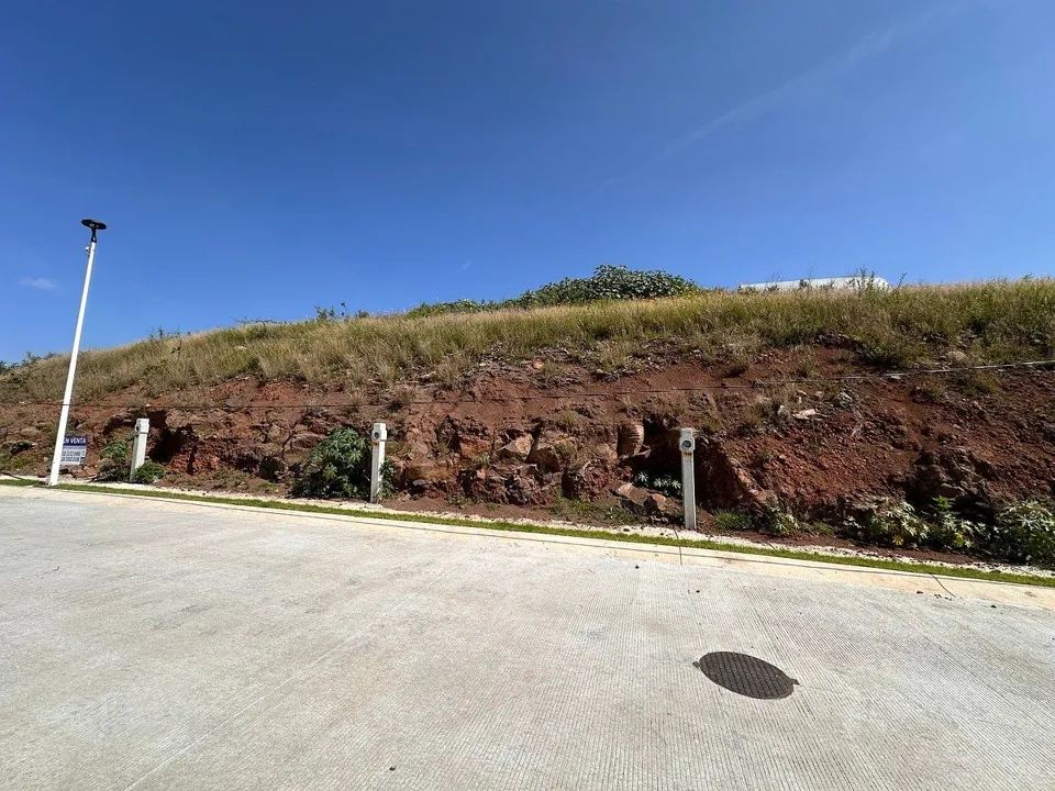 Terreno en venta en Cerro del Tesoro