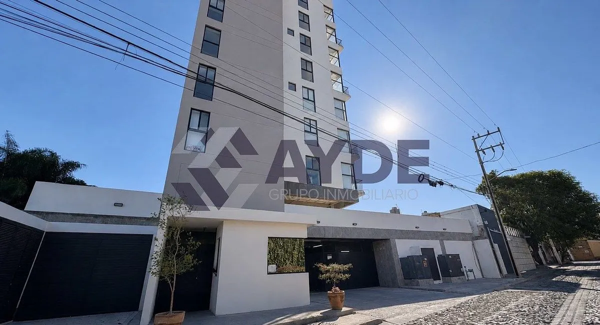 LOFT AMUEBLADO EN RENTA EN EL CAMPANARIO