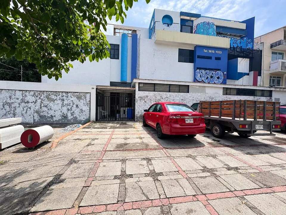 Casa en venta o renta en Av. Américas
