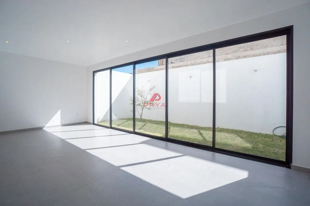 Foto 4 de Casa en Venta en Altanza Solares Zapopan con recámara en planta baja