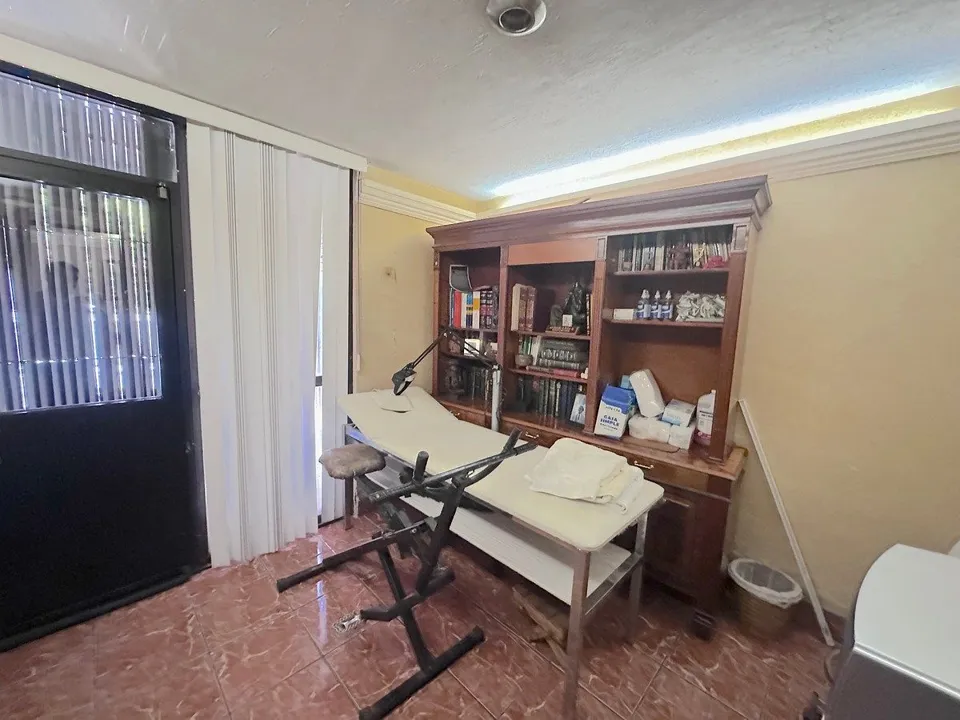 Foto 4 de DEPARTAMENTO /CONSULTORIO / OFICINA EN VENTA EN ARCOS, GUADALAJARA