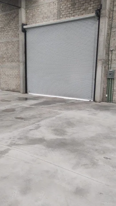 Foto 2 de Renta / Venta Bodega muy cerca al Aeropuerto