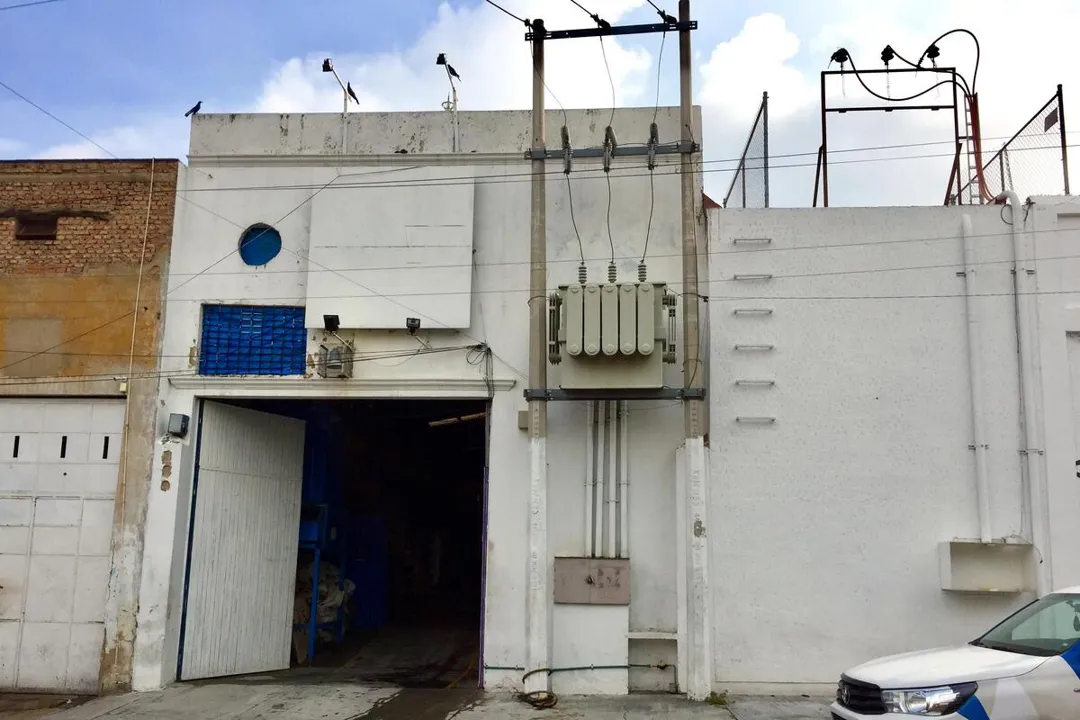 Bodega en renta en Col. Real, 495 m² construcción, a 10 min del Centro