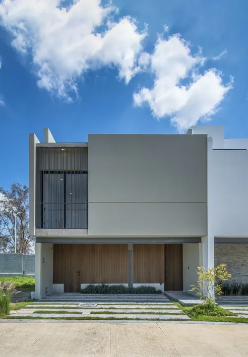 VALLE IMPERIAL Casa NUEVA en coto Maple 1 31