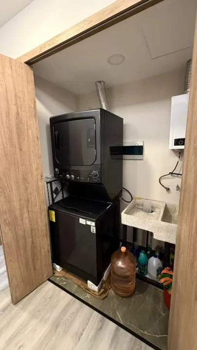 Foto 5 de DEPARTAMENTO EN VENTA EN MERAK, 5 MIN DE LA UNIVERSIDAD PANAMERICANA