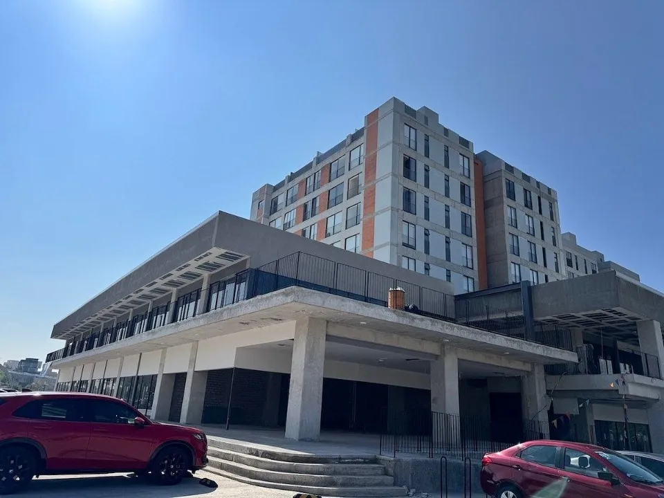 Local Comercial en renta en Plaza Altures, Capital Norte