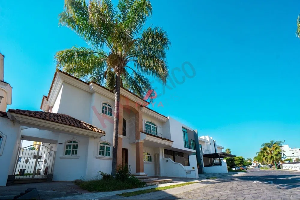 Foto 2 de Propiedad en VENTA - Avenida Valle de Atemajac 2317, Fraccionamiento Jardín Real, 45136 Zapopan, Jal