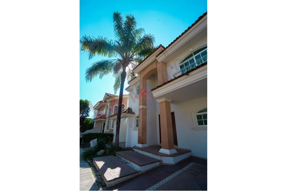 Foto 3 de Propiedad en VENTA - Avenida Valle de Atemajac 2317, Fraccionamiento Jardín Real, 45136 Zapopan, Jal