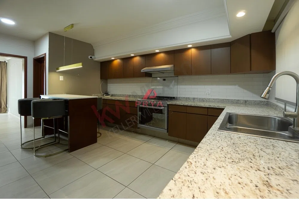 Foto 5 de Propiedad en VENTA - Avenida Valle de Atemajac 2317, Fraccionamiento Jardín Real, 45136 Zapopan, Jal