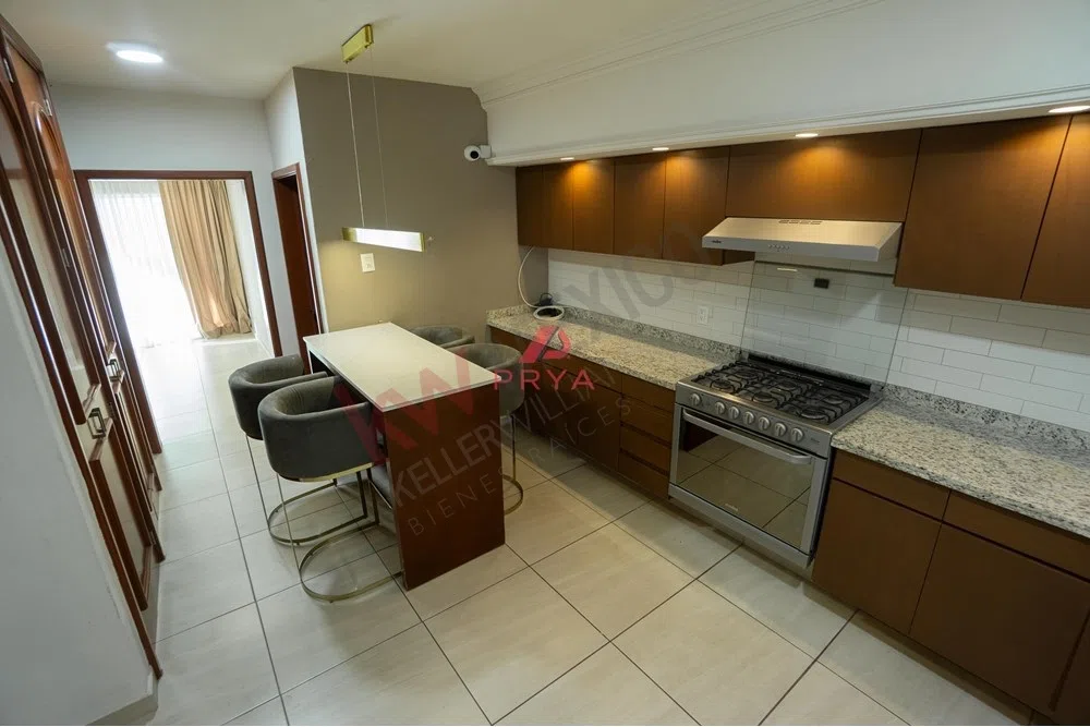 Foto 7 de Propiedad en VENTA - Avenida Valle de Atemajac 2317, Fraccionamiento Jardín Real, 45136 Zapopan, Jal