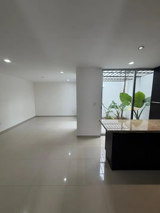 Foto 5 de Casa en venta en Girasoles Acueducto, dentro de condominio privado