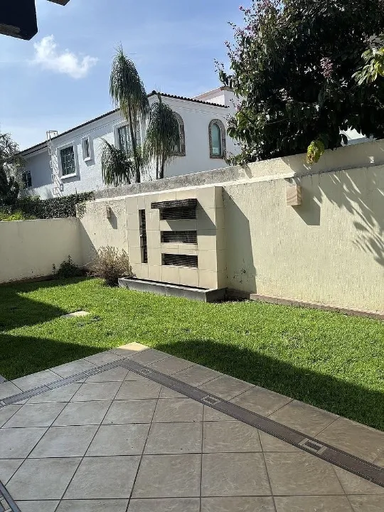 Foto 4 de Casa en venta en Paseo San Arturo Poniente, Valle Real, Zapopan