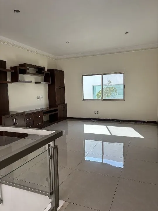 Foto 9 de Casa en venta en Paseo San Arturo Poniente, Valle Real, Zapopan