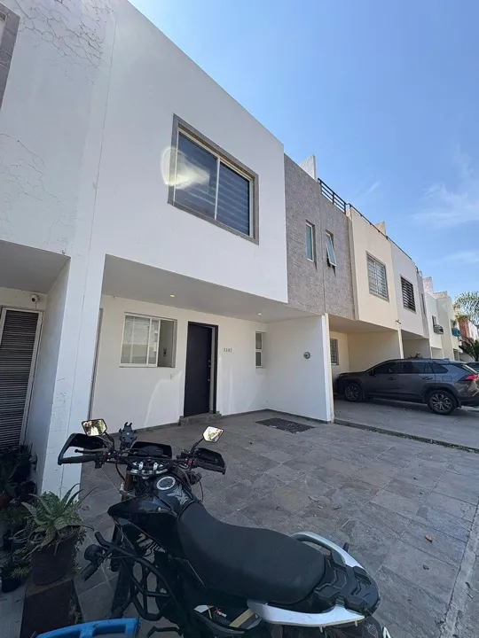 Foto 2 de Casa de Venta en Bosques de San Gonzalo - Manzano 7362