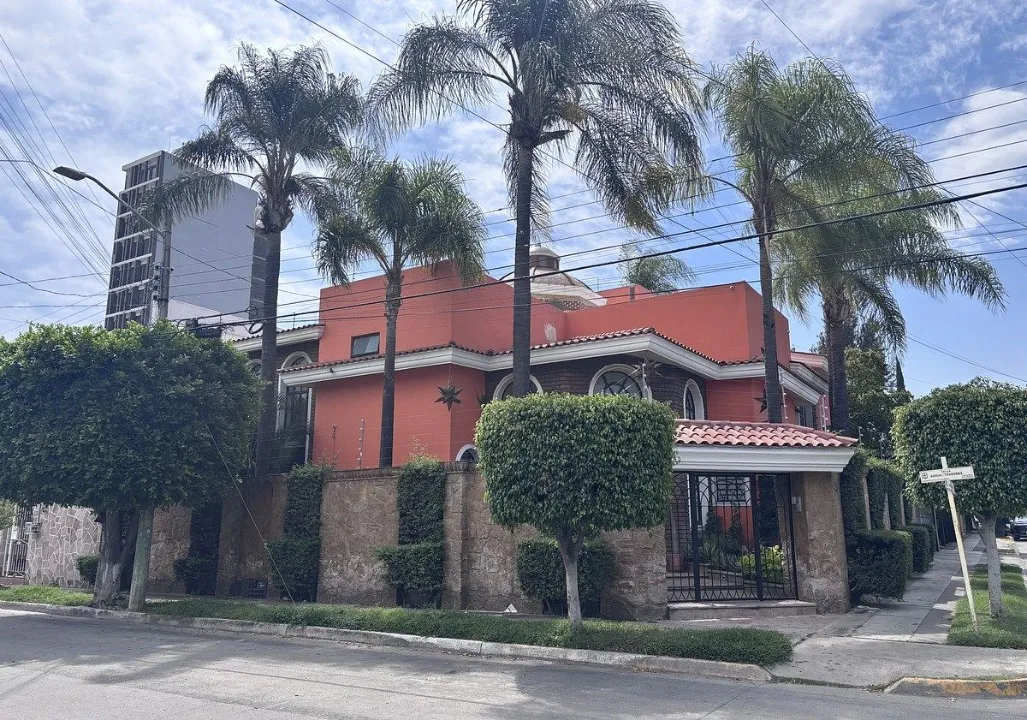 Foto 3 de Casa en venta en Calle Administradores, Arcos De Guadalupe, Zapopan