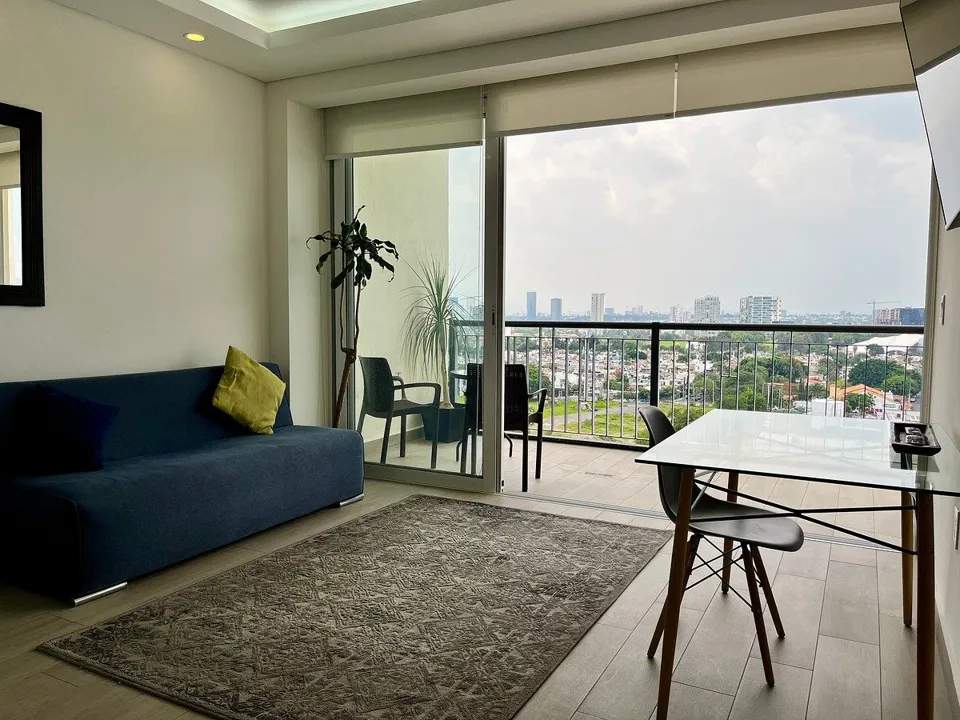 Foto 7 de Departamento amueblado en piso 9 en Real View Towers listo para Airbnb