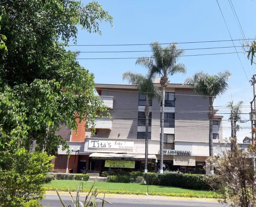 Oficina en renta en Avenida Manuel J. Clouthier No. 893, Jardines de Guadalupe, Zapopan