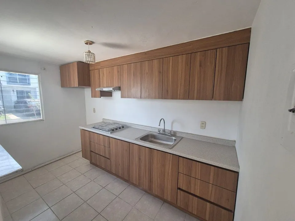 Foto 5 de Casa en Venta en Campo Real - Av. Paraiso Pte. 267-8