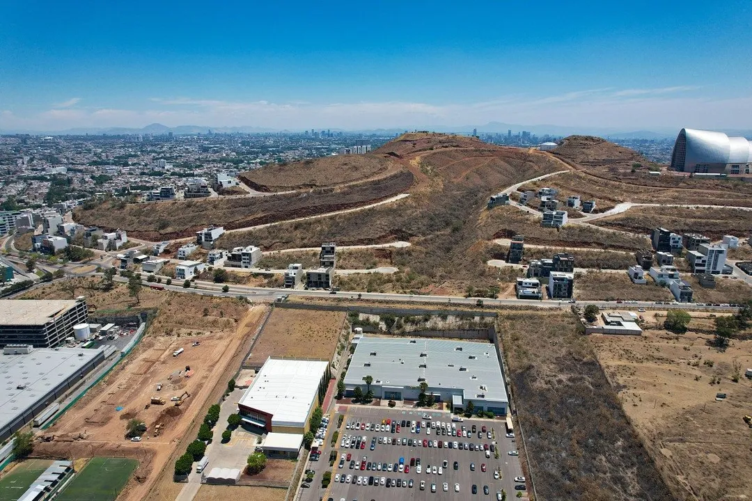 Foto 4 de Terreno en Venta en Paisajes del Tesoro Excelente Ubicación