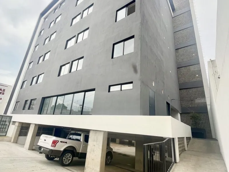 Departamento en venta en Calle Constancia, Real, Guadalajara