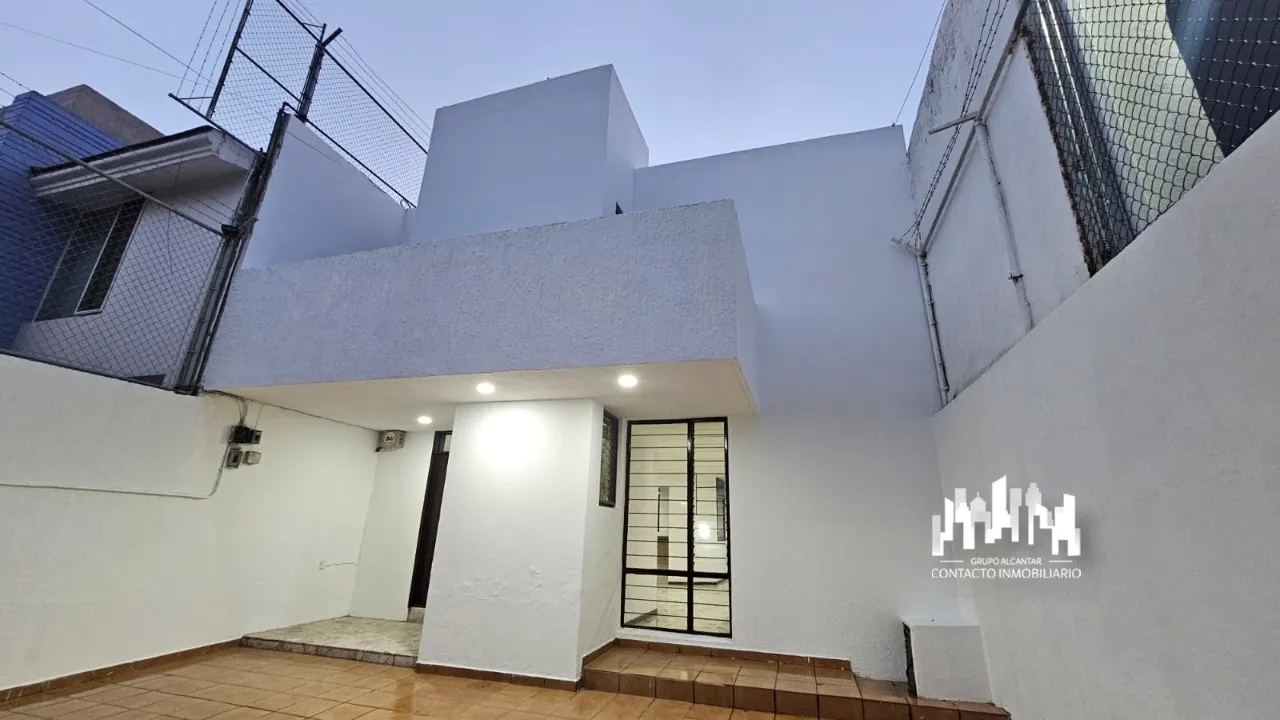 Foto 2 de Casa con Uso de Suelo Comercial o Mixto en venta en Avenida Tepeyac, Tepeyac Casino, Zapopan