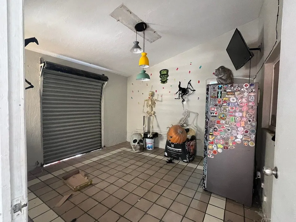 Foto 2 de VENTA: BODEGA INDUSTRIAL Y COMERCIAL
